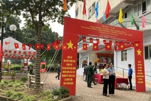 Cảnh báo rủi ro lộ lọt thông tin khi đăng ảnh thẻ cử tri lên mạng xã hội