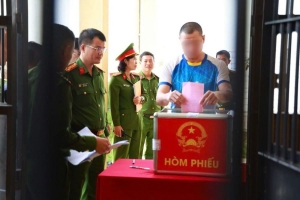 Hà Tĩnh: Hơn 490 “cử tri đặc biệt” thực hiện quyền bầu cử