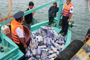 Tình hình buôn lậu và gian lận thương mại tiếp tục diễn biến phức tạp trên các tuyến trọng điểm