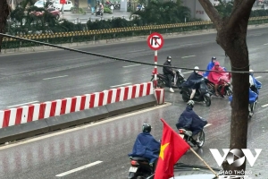 Hà Nội: Vi phạm giao thông tại ngã ba Phạm Văn Đồng – Trần Cung, nguy cơ ùn tắc và tai nạn gia tăng