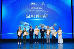 Trao Giải thưởng “Báo chí tuyên truyền về an toàn giao thông năm 2025”
