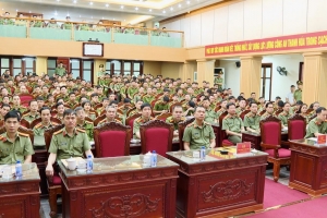 Công an Thanh Hóa: Khai mạc tập huấn điều lệnh, quân sự, võ thuật năm 2026