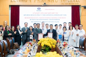 Johnson & Johnson ký Biên bản Ghi nhớ hợp tác với Bệnh viện K nhằm nâng cao chất lượng chăm sóc ung thư tại Việt Nam