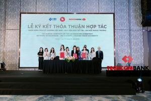 Techcomabank ra mắt “Chương trình kiến tạo tư duy & bản lĩnh lãnh đạo cho thế hệ kế cận”