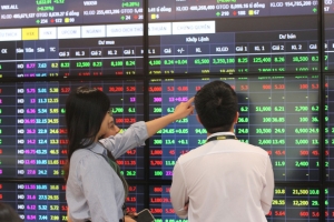 UBCKNN xử phạt 2 công ty “họ” dầu khí vì vi phạm công bố thông tin