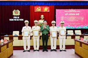 Công bố các Quyết định của Bộ trưởng Bộ Công an và Giám đốc Công an thành phố Hải Phòng về công tác cán bộ