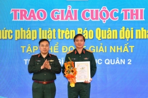 Tăng cường kiến thức pháp luật cho cán bộ, chiến sĩ và nhân dân