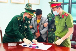 Thanh Hóa: Bắt giữ đối tượng người Lào mua bán trái phép hơn 1.000 viên ma túy tổng hợp