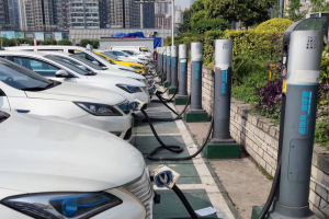 Đại gia năng lượng đổ tỷ USD biến trạm sạc xe điện thành hệ sinh thái lưu trú