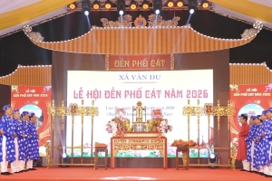 Về xứ Thanh trẩy hội Đền Phố Cát