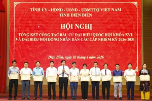 Điện lực Điện Biên nhận Bằng khen của UBND tỉnh vì thành tích xuất sắc trong công tác bầu cử