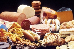 Chế độ ăn "quá ngưỡng": Việt Nam đối mặt với làn sóng bệnh không lây nhiễm
