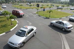Từ ngày 1/7: Chính thức cho phép sử dụng ô tô điện để thi bằng lái xe