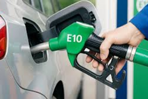 Bộ Công Thương đề xuất đẩy sớm lộ trình bán xăng E10 từ cuối tháng 4