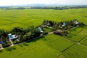 Bàn giao nhà an toàn cho người dân chịu ảnh hưởng bởi thiên tai tại Đắk Lắk