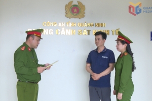 Bắt khẩn cấp chủ cơ sở sản xuất gần 1.000 lít giấm giả tại Quảng Ninh
