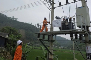 Lào Cai: Đưa điện lưới quốc gia về vùng cao, đảm bảo ổn định nguồn điện dịp nghỉ lễ