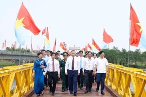 Tổng Bí thư, Chủ tịch nước Tô Lâm dự Lễ Thượng cờ "Thống nhất non sông" tại Quảng Trị