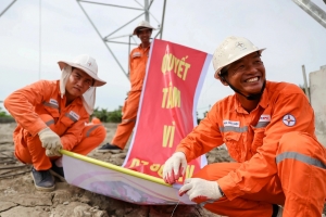 Tôn vinh người lao động - nền tảng văn hóa cho khát vọng phát triển bền vững