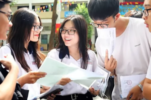 Dồn dập lịch nhận hồ sơ xét tuyển đại học riêng ngay sau kỳ nghỉ lễ