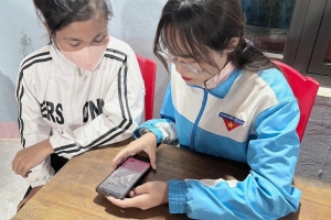 Hỗ trợ 400.000 điện thoại thông minh cho hộ nghèo, cận nghèo