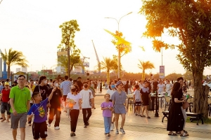 Sau kỳ nghỉ 30/4 - 1/5, người lao động vẫn còn cơ hội đón thêm 2 đợt nghỉ dài trong năm 2026