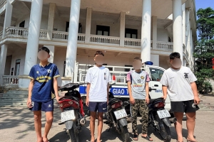 Thanh Hoá: Xác minh, xử lý nhóm thanh thiếu niên điều khiển xe mô tô vi phạm trật tự, an toàn giao thông