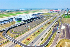 Bộ Xây dựng đề xuất siết tiêu chuẩn nhiên liệu hàng không bền vững