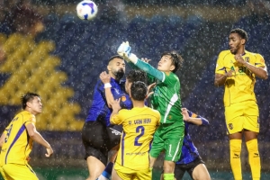 Giành trọn 3 điểm trên sân Vinh, Hoàng Anh Gia Lai tiến gần mục tiêu trụ hạng