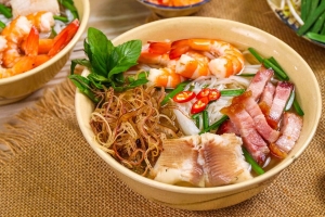Bún nước lèo Sóc Trăng: Hòa quyện tinh hoa Khmer – Việt – Hoa