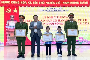Phường Xuân Trường - Đà Lạt: Khen thưởng 4 cá nhân tiêu biểu với hành động đẹp trong đời sống