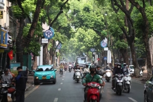 Hơn 90% xe máy trong Vành đai 1 vẫn dùng xăng, tỷ lệ xe điện còn thấp