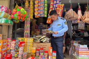 Hà Nội: Xử phạt nhiều cơ sở kinh doanh thực phẩm vi phạm trong đợt cao điểm