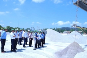 Thanh Hóa tạo điều kiện thuận lợi để doanh nghiệp đầu tư phát triển sản xuất cát nghiền
