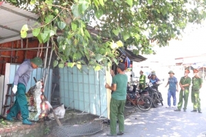 Ninh Bình: Công an xã Vụ Bản giải tỏa vi phạm về hành lang an toàn giao thông trên tuyến Quốc lộ 37B