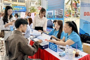 Quảng Ninh: Đồng bộ giải pháp mở rộng diện bao phủ BHXH, BHYT