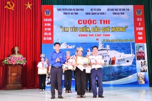 Bộ Tư lệnh Vùng Cảnh sát biển 1 tổ chức vòng chung kết Cuộc thi “Em yêu biển, đảo quê hương” tại Hà Tĩnh