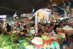 Quyết tâm không để hàng hóa không rõ nguồn gốc len lỏi vào bữa ăn người dân