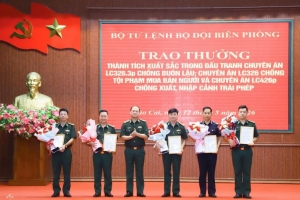 Biểu dương tập thể, cá nhân triệt phá thành công vụ vận chuyển trái phép gần 9kg vàng