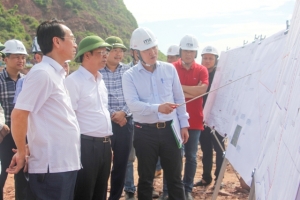 Nghệ An đôn đốc tiến độ dự án cảng nước sâu Cửa Lò