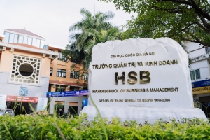 Trường công lập đầu tiên của Việt Nam đạt chứng nhận QS Stars 5 Stars