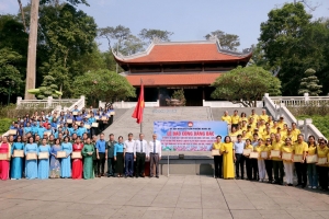 Báo công dâng Bác, phường Nghĩa Đô khắc ghi lời Người bằng những việc làm vì dân