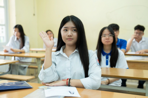 Chuyên gia khuyên phụ huynh giảm áp lực cho con trước kỳ thi lớp 10