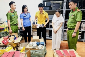 Triệt phá đường dây buôn bán nước hoa giả doanh thu khoảng 200 tỷ đồng