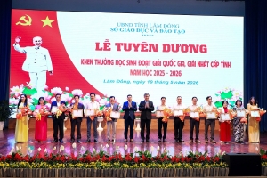 Một ngày “bùng nổ” của THPT Bảo Lộc tại lễ tuyên dương