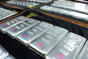 Giá bạc hôm nay 13/6: Bật tăng mạnh trở lại