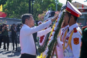 Thủ tướng Lê Minh Hưng dự lễ truy điệu và an táng hài cốt liệt sĩ tại tỉnh Quảng Trị