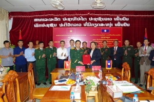 Bàn giao hài cốt liệt sĩ do Bộ Chỉ huy Quân sự tỉnh Thanh Hóa tìm kiếm, quy tập trong mùa khô 2025-2026