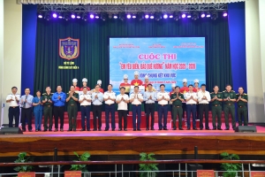 Bộ Tư lệnh Vùng Cảnh sát biển 4 tổ chức thành công vòng chung kết khu vực Cuộc thi “Em yêu biển, đảo quê hương”