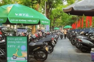 Hà Nội tăng tốc xử lý phản ánh dư luận, số hóa bãi đỗ xe và thúc đẩy giải ngân đầu tư công